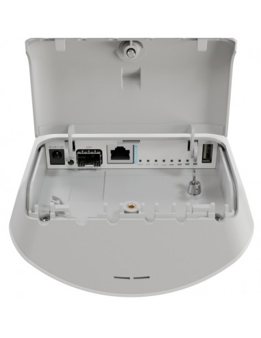 Acces Point mANTBox ax 15s MikroTik