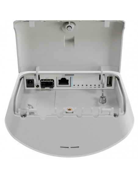 Acces Point mANTBox ax 15s MikroTik